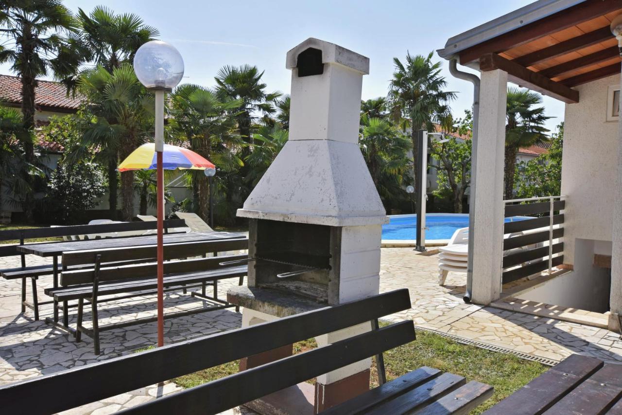 Apartments Vila Marinela Porec Exterior photo