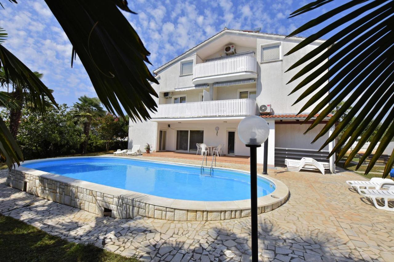 Apartments Vila Marinela Porec Exterior photo