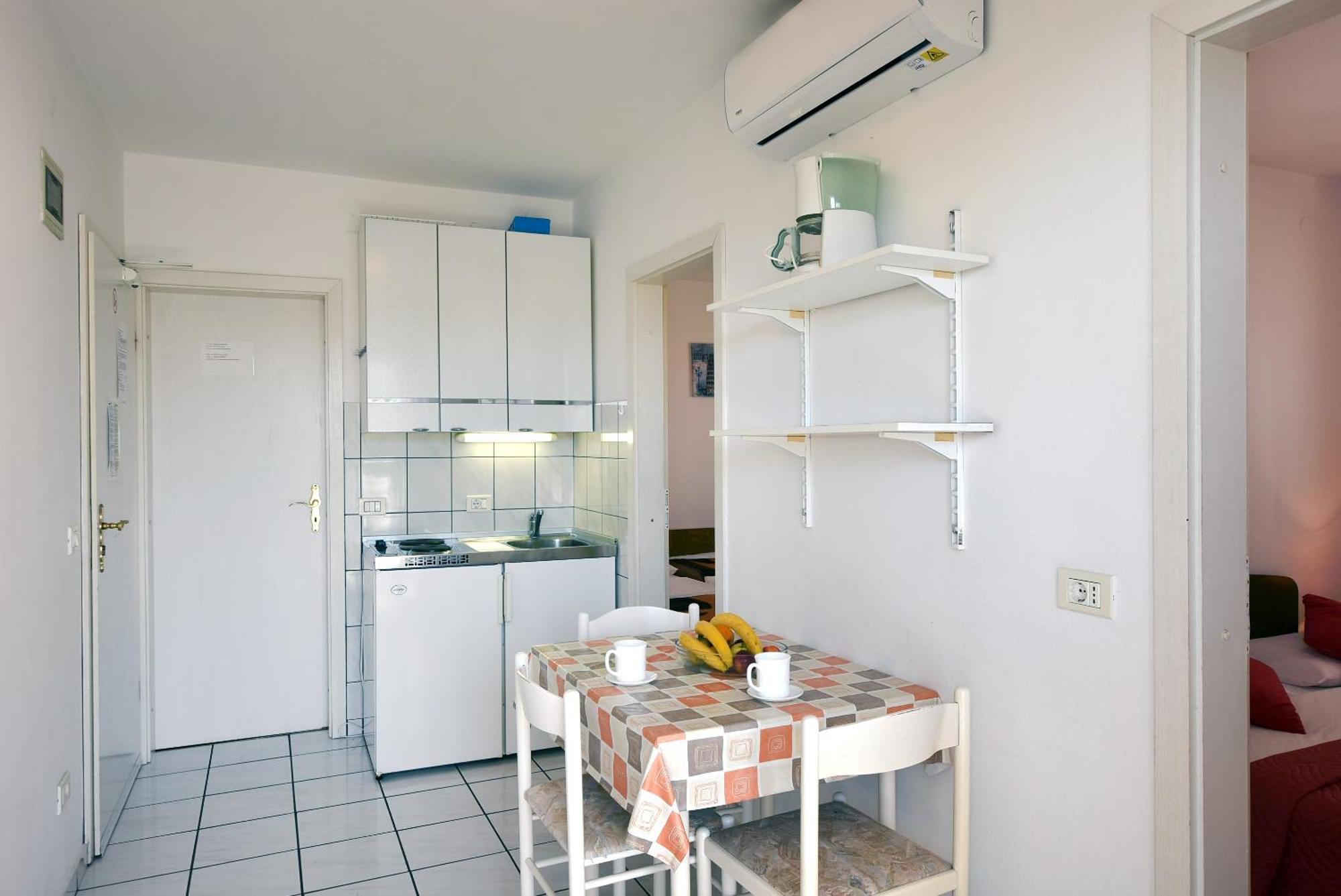 Apartments Vila Marinela Porec Room photo